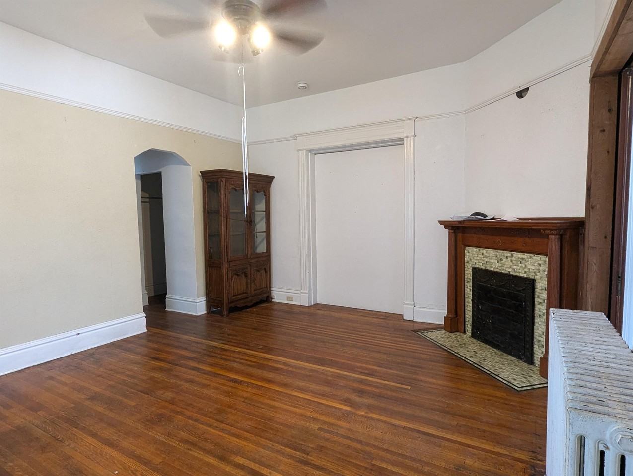 1112 North Main Street - Photo 2 of 9