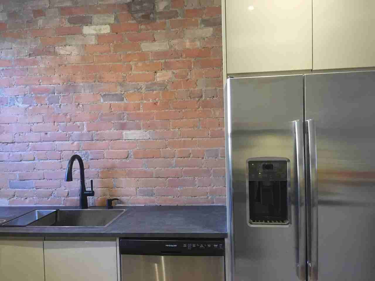 82 Barton Ave - Photo 3 of 12