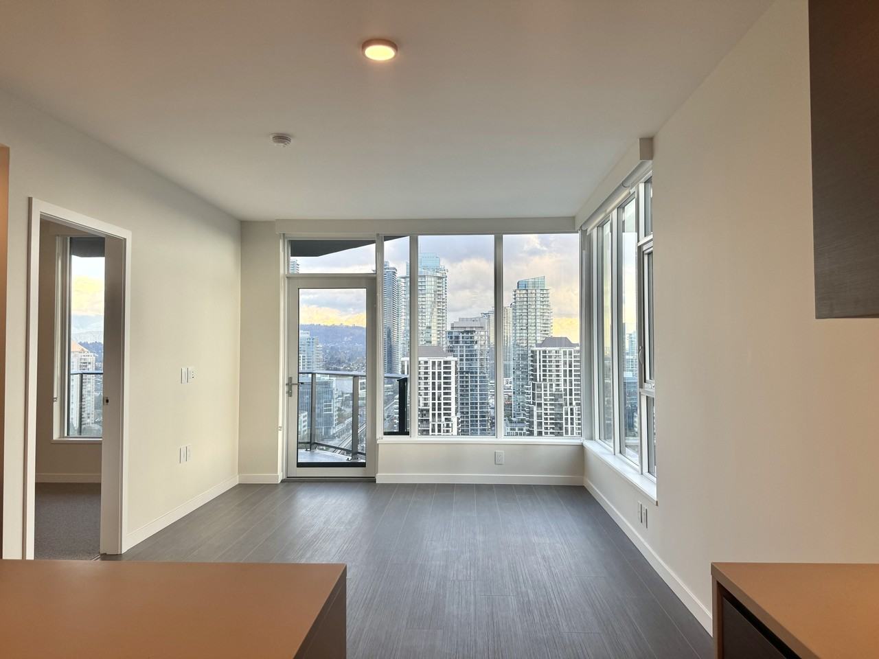 Gilmore Ave & Lougheed Hwy. #3010 - Photo 4 of 26