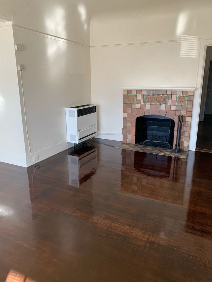 826 Athens Ave - Photo 3 of 10