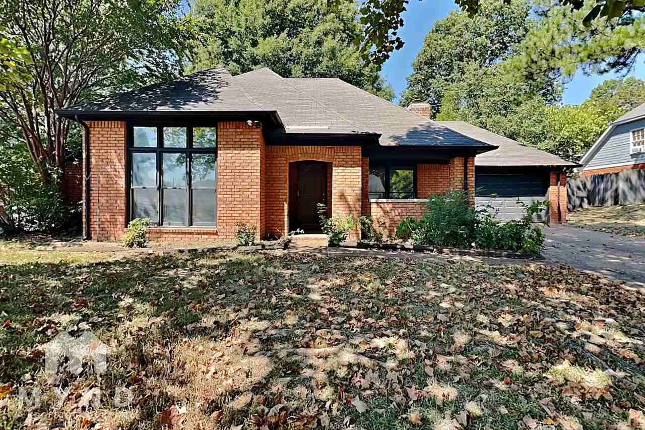 885 Linden Grove Cv - Photo 3 of 29