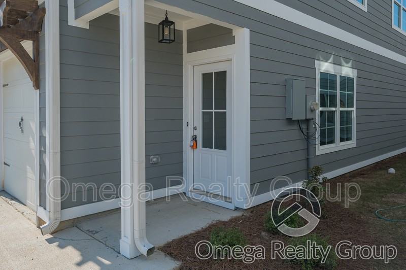 196 Creek Run Way - Photo 5 of 40