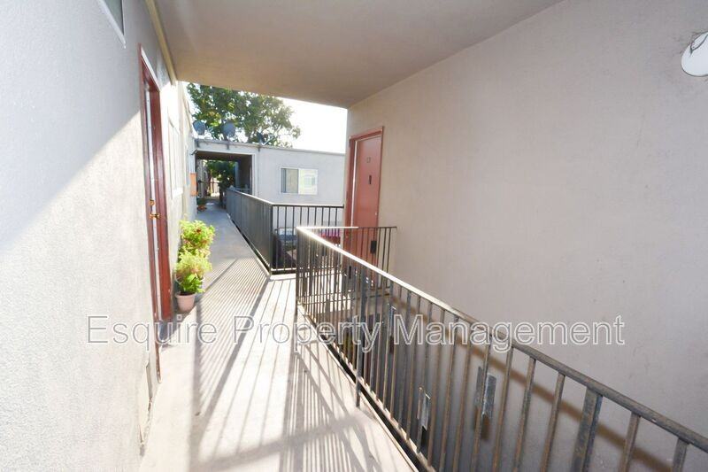 710 W Channel Islands Blvd #C7 - Photo 2 of 13