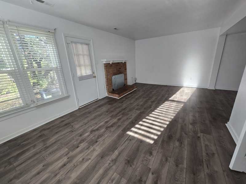 4400 Foxden Dr - Photo 5 of 12