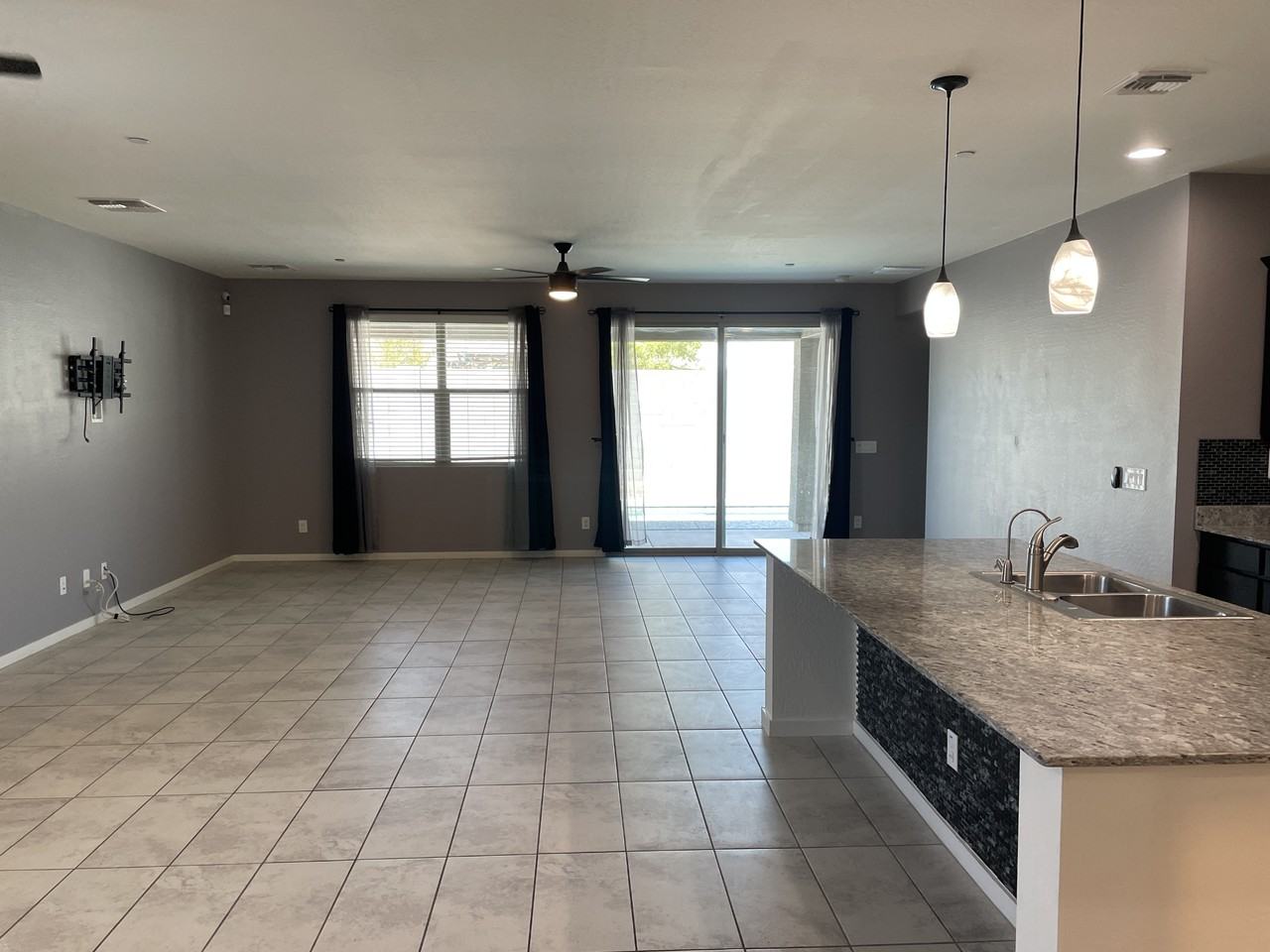 2018 N 213th Dr - Photo 7 of 42