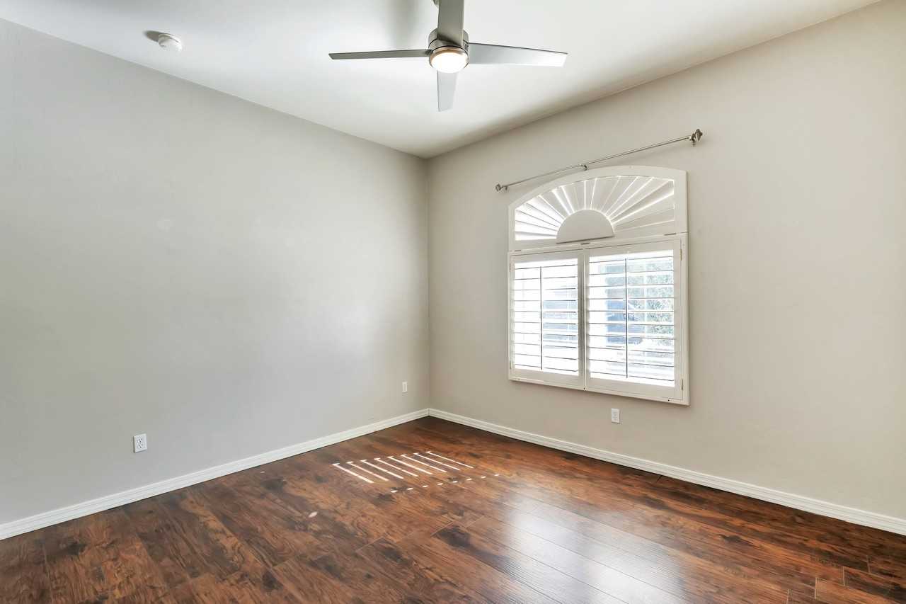 561 E Via Puente De La Lluvia - Photo 2 of 25