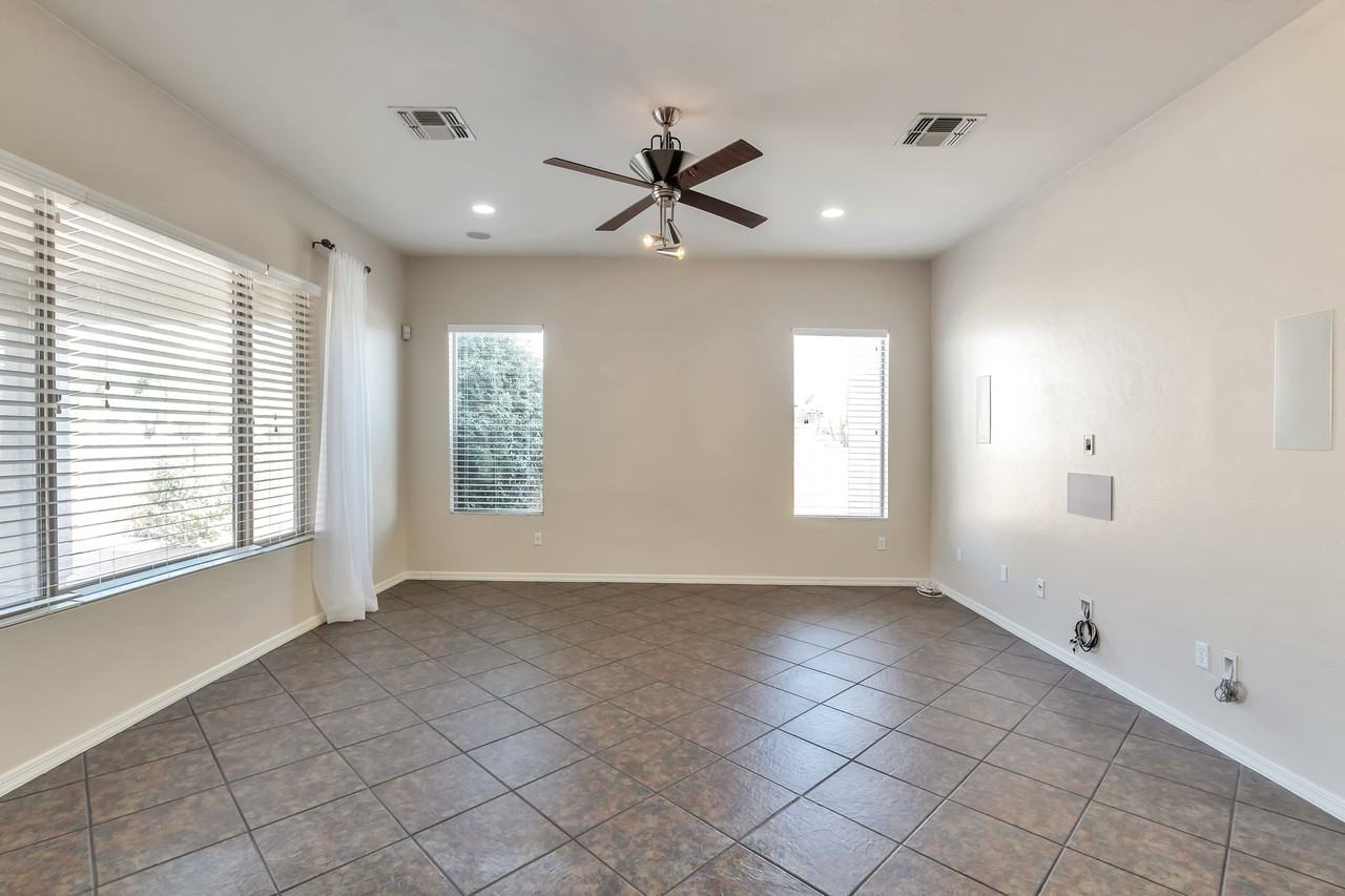 561 E Via Puente De La Lluvia - Photo 6 of 25