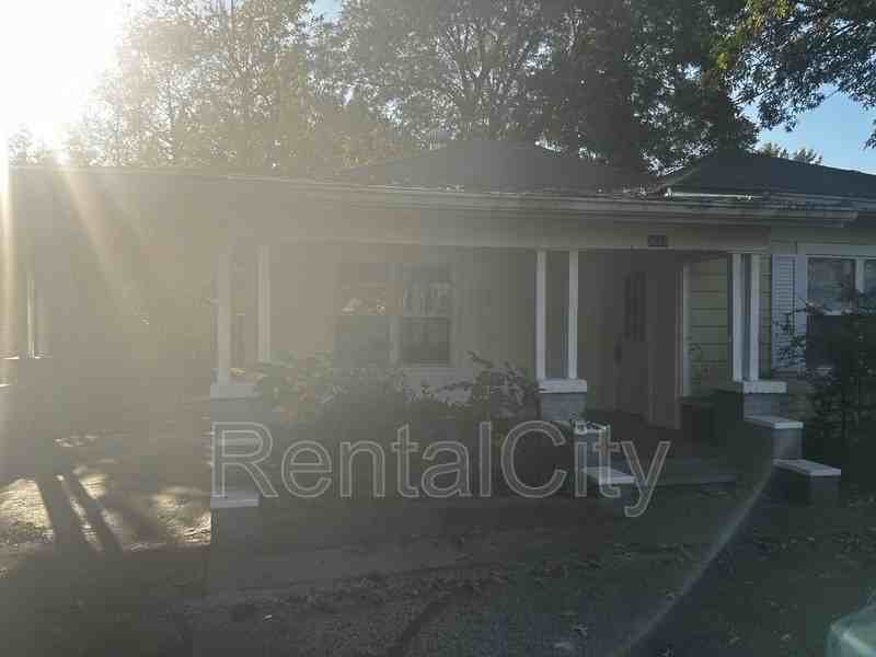 3089 College St - Photo 2 of 11