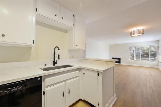 10350 Caminito Cuervo - Photo 2 of 5
