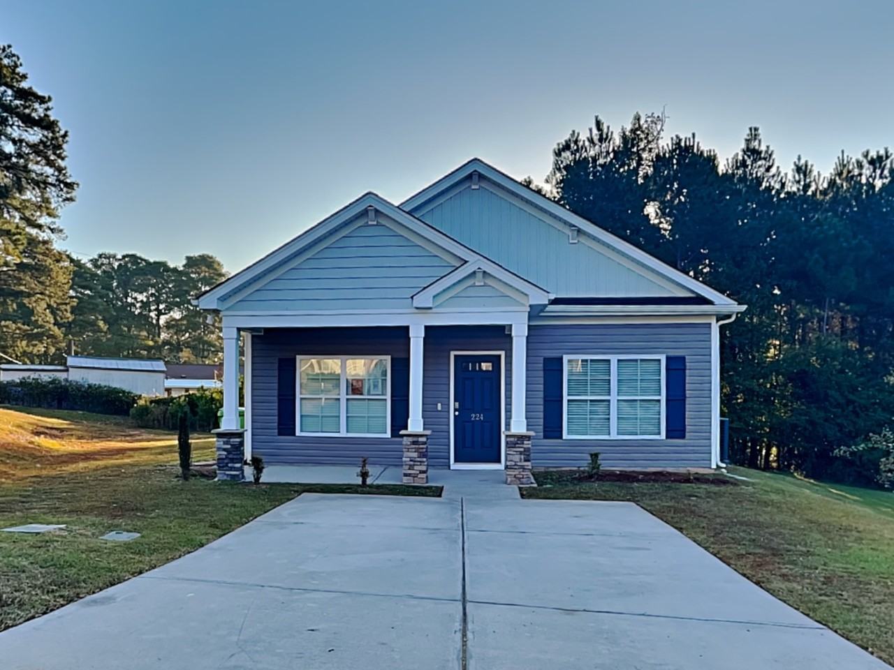 224 St Andrews Place Dr