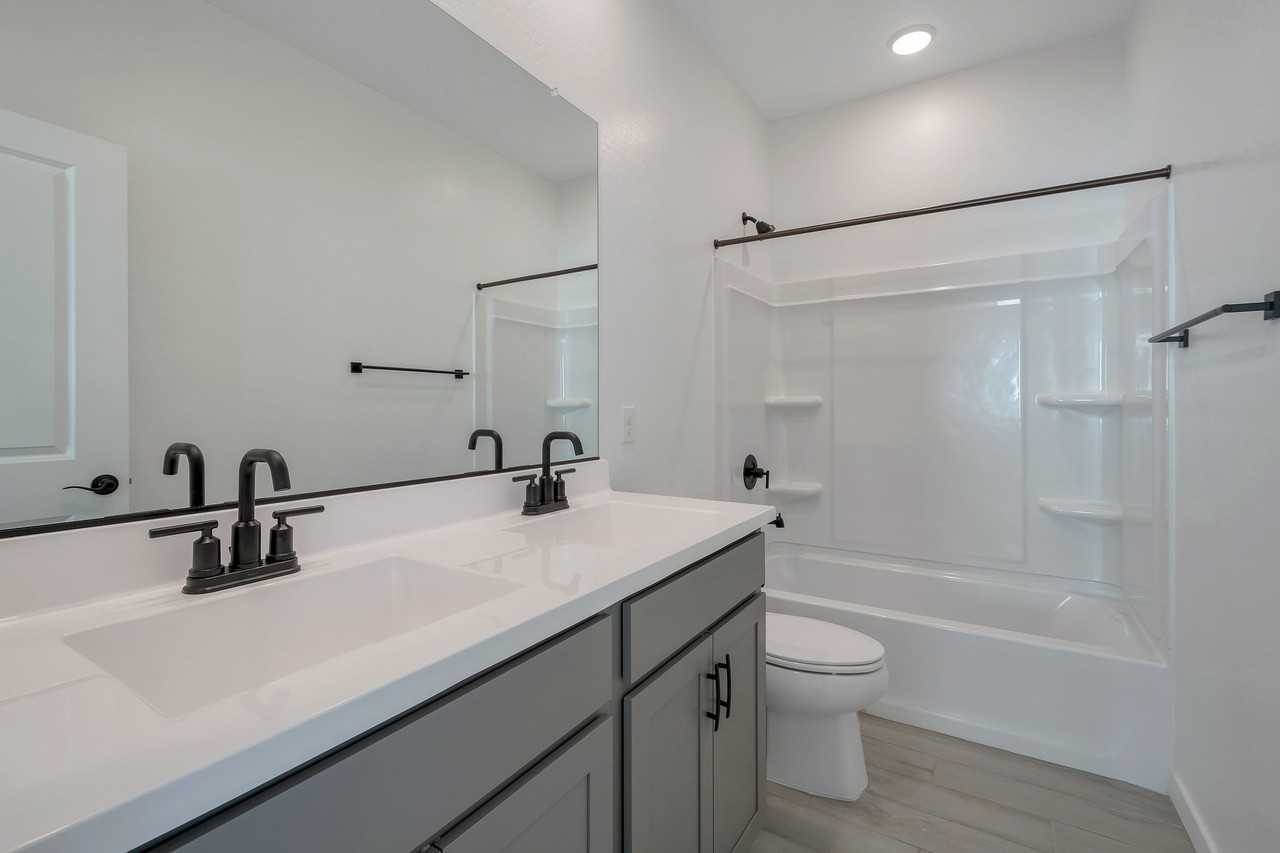 4533 S Mole - Photo 6 of 24