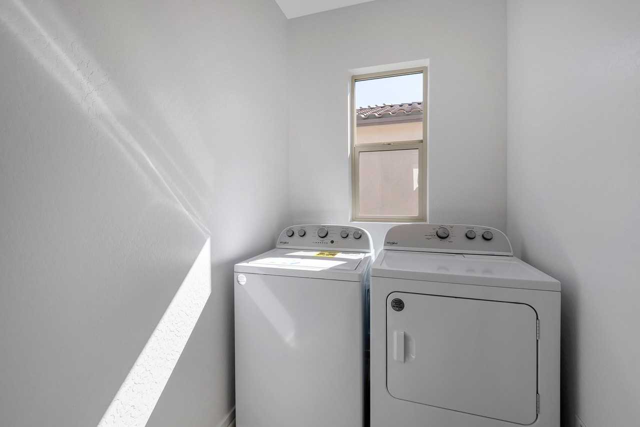 4533 S Mole - Photo 7 of 24