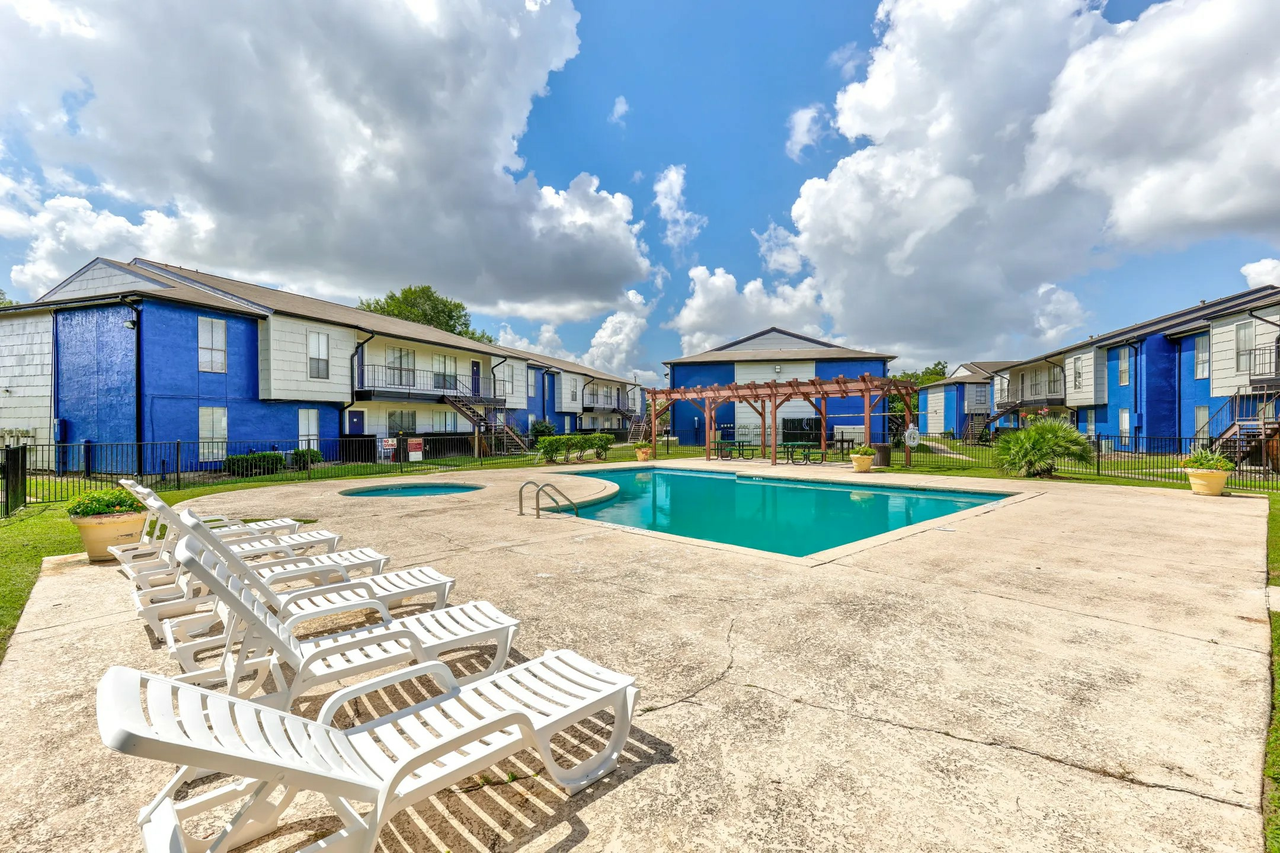 The Redford - Photo 7 of 110