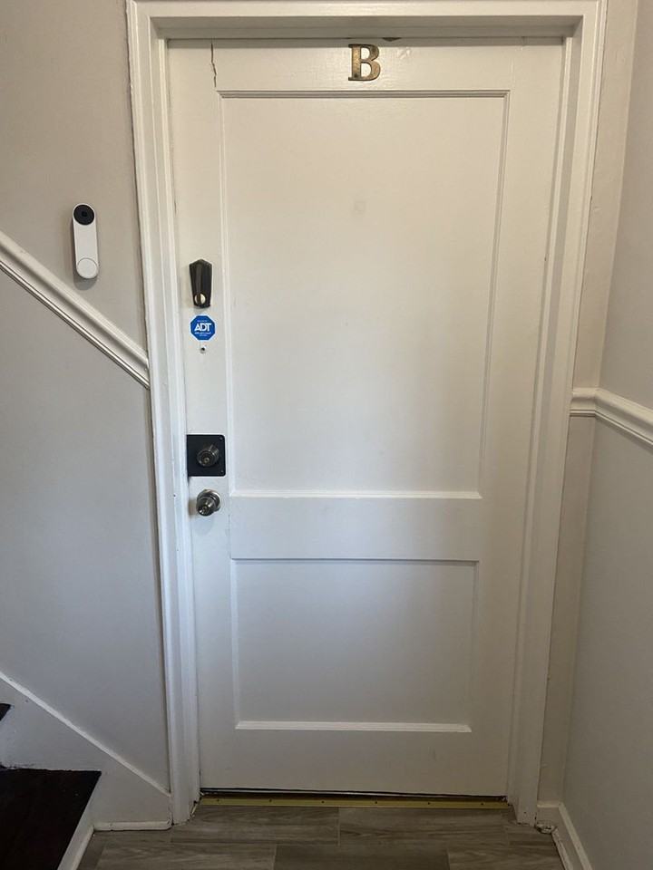 2503 Mountain Brook Cir - Photo 3 of 13