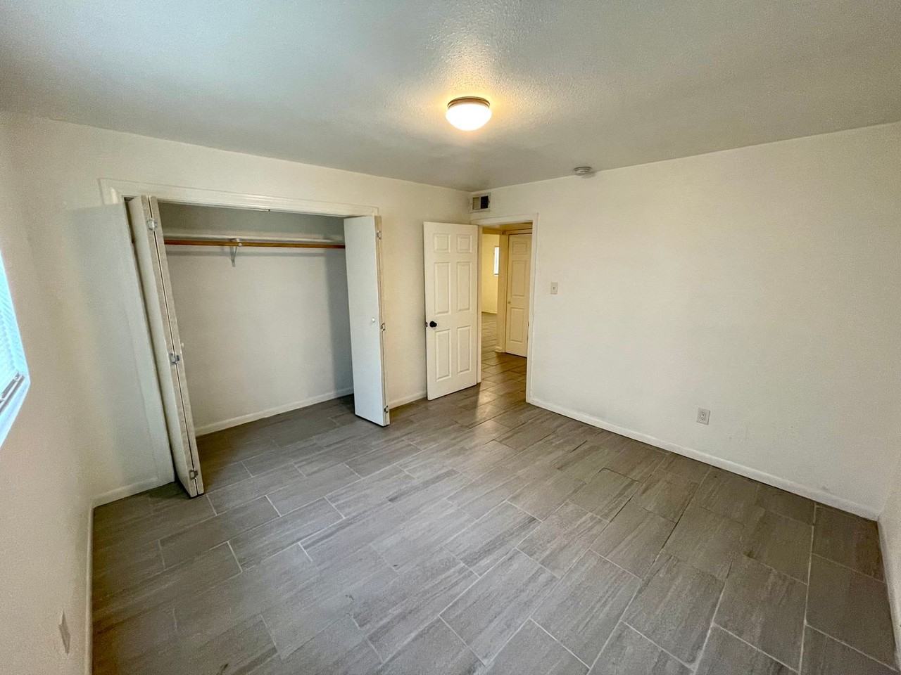 Manya Point Apartments - Photo 5 of 17