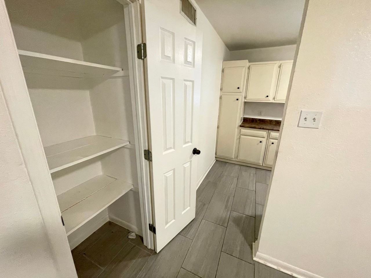 Manya Point Apartments - Photo 7 of 17