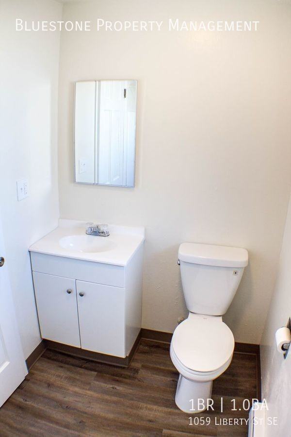 1059 Liberty St Se - Photo 2 of 8