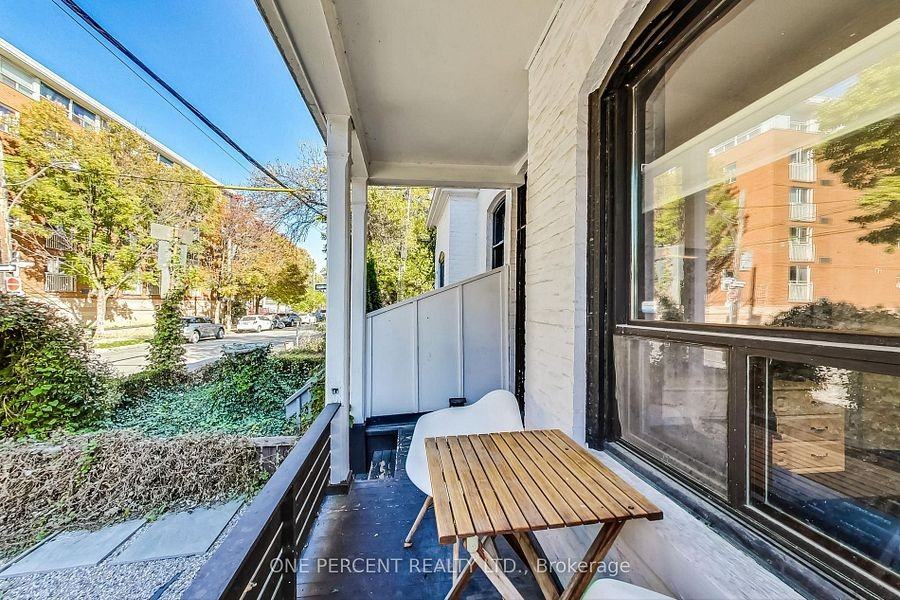 825 Adelaide Street West - Photo 3 of 32