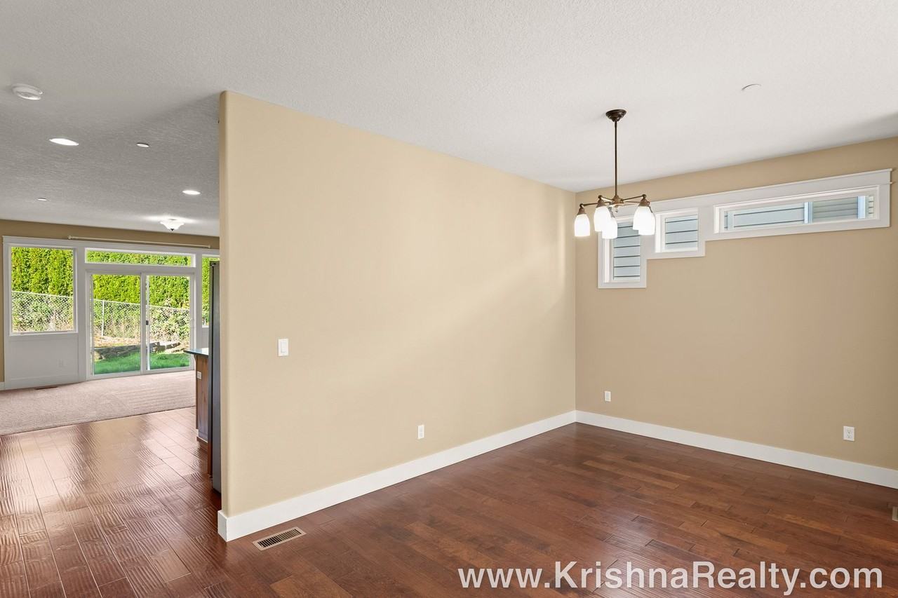 8125 Sw 174th Ter - Photo 5 of 28