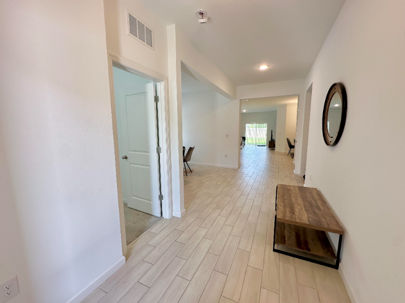 3501 Yarian Dr - Photo 2 of 22