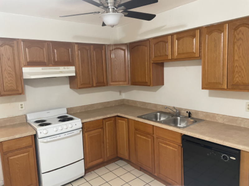 5647 Cherry Wood Cir - Photo 2 of 5