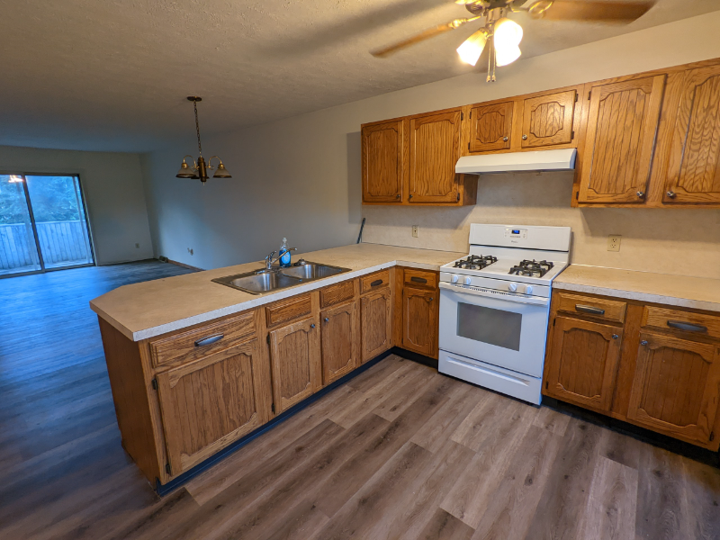 2543 Burton St Se #2543 - Photo 4 of 18