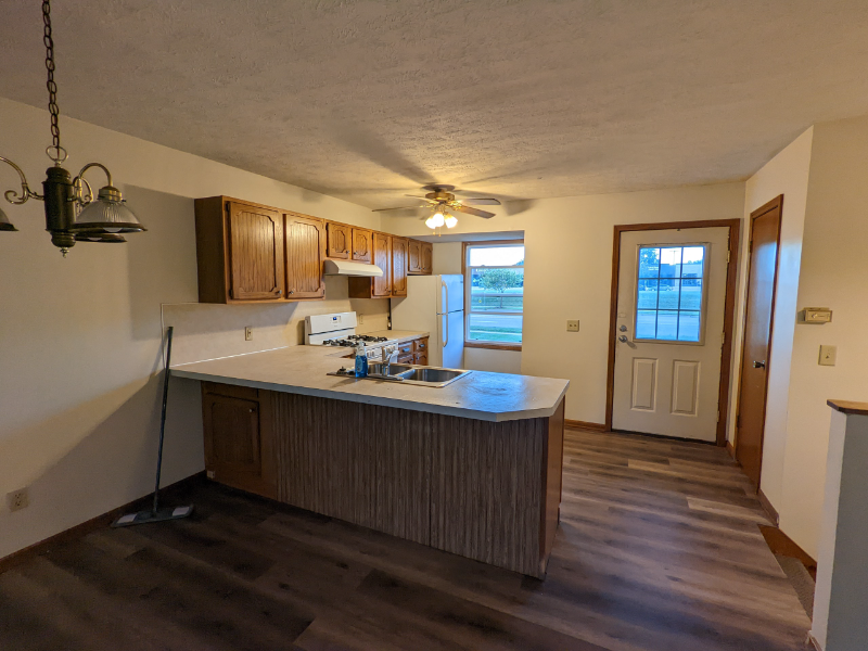 2543 Burton St Se #2543 - Photo 5 of 18