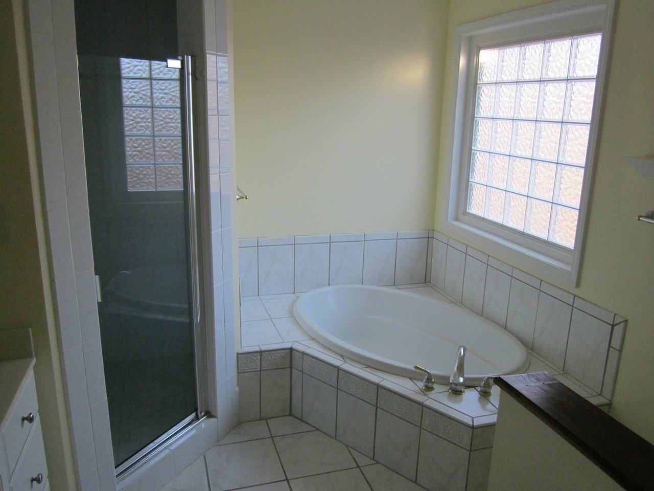 600 Leawood Dr - Photo 5 of 7