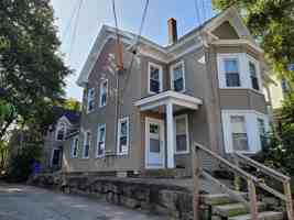 featured image of 13 Chapel St