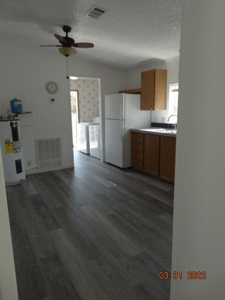 174 Jeanine Way - Photo 3 of 13