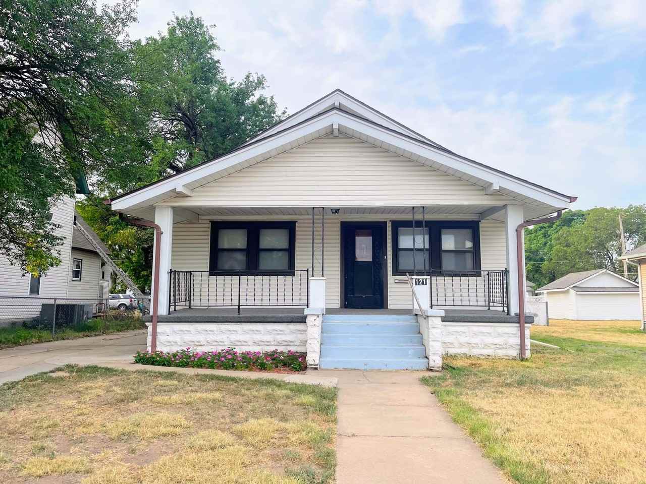 121 E 7th Ave - Photo 2 of 21