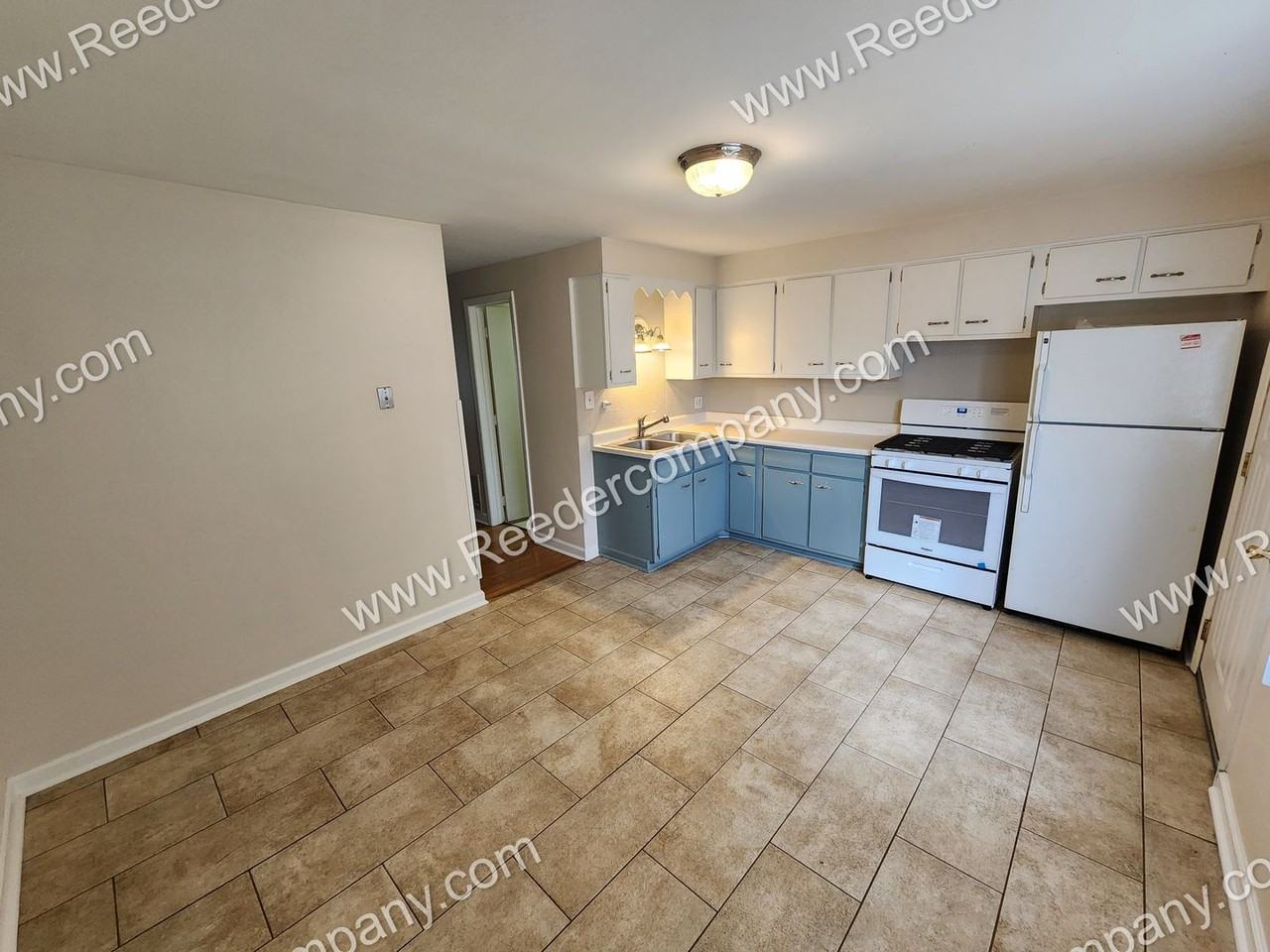 6737 Nebraska Ave - Photo 4 of 14