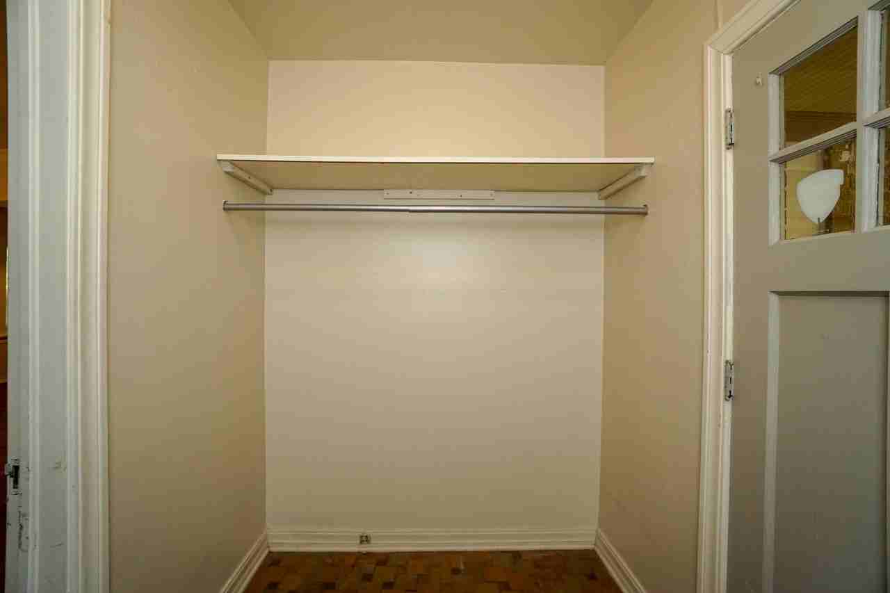 2354 Nw 18th St - Photo 3 of 18
