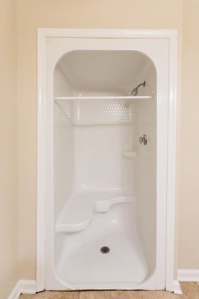 Crossroads Apartments - Photo 7 of 9