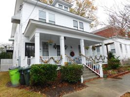 featured image of 206 King St