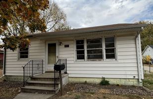featured image of 811 Allen St