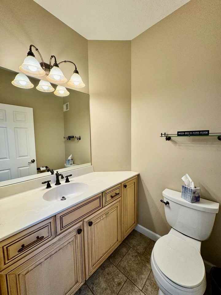 2107 Mccormick Trl - Photo 3 of 34