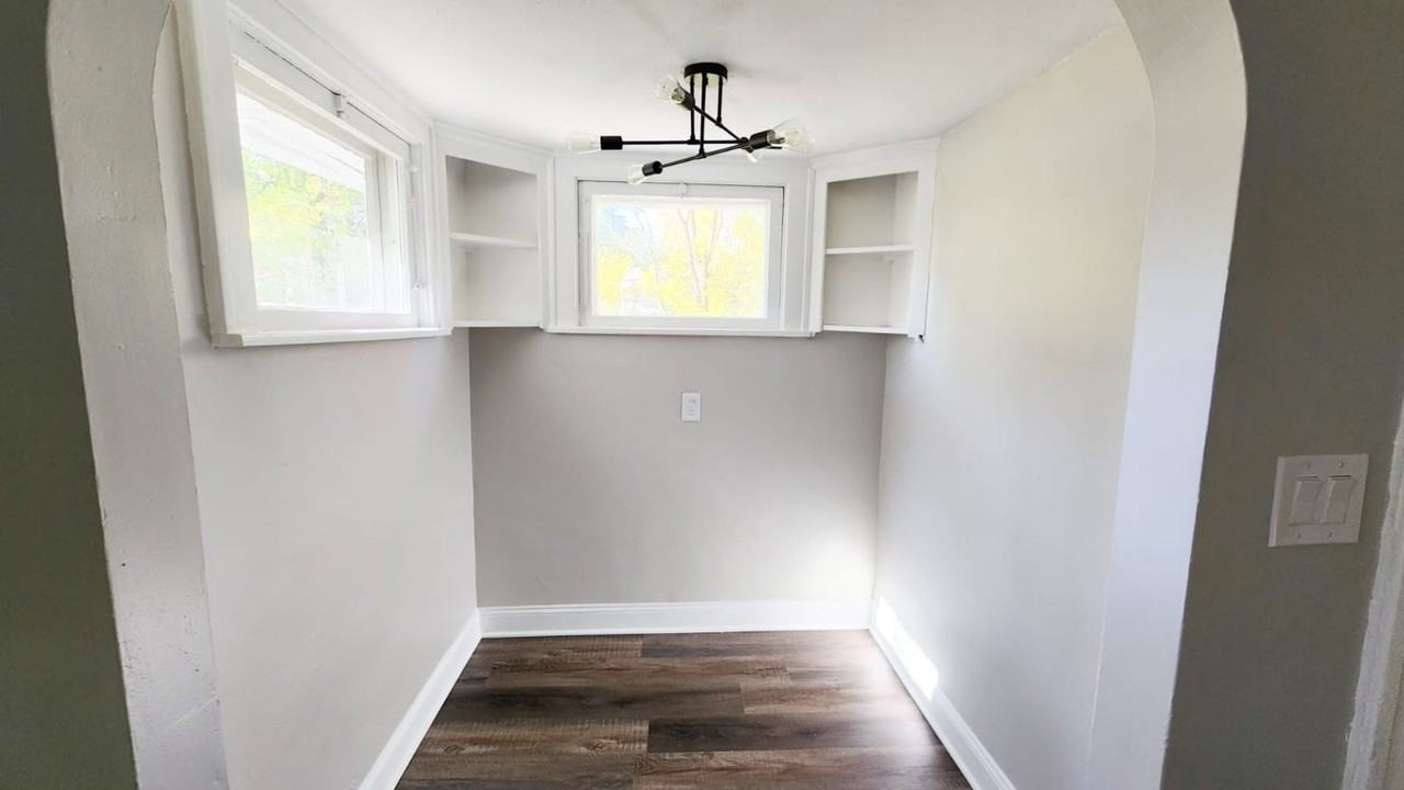 35 Thames Ave - Photo 6 of 18