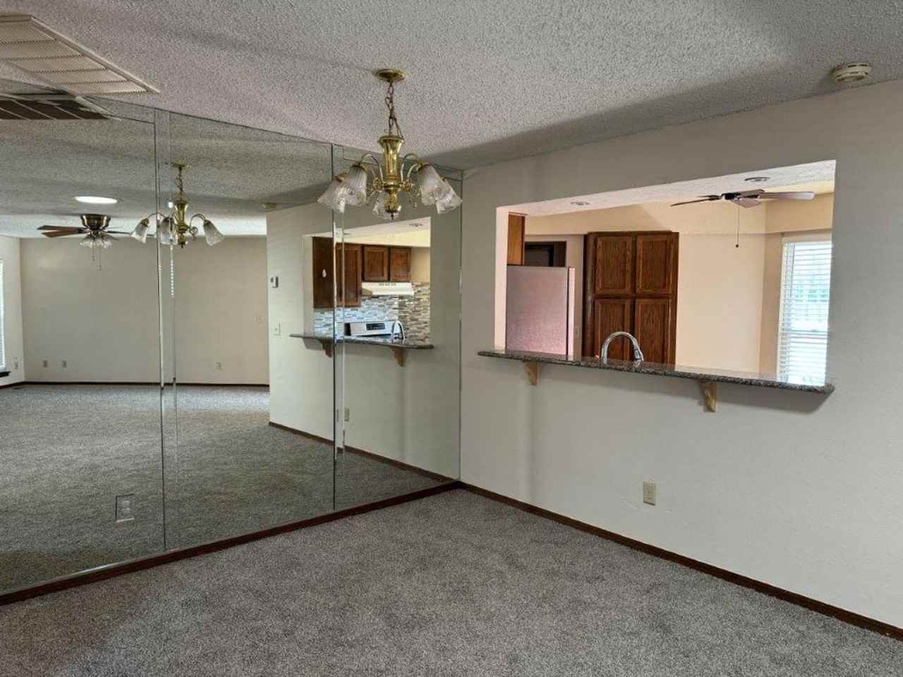 8029 Crestline Ter - Photo 3 of 15