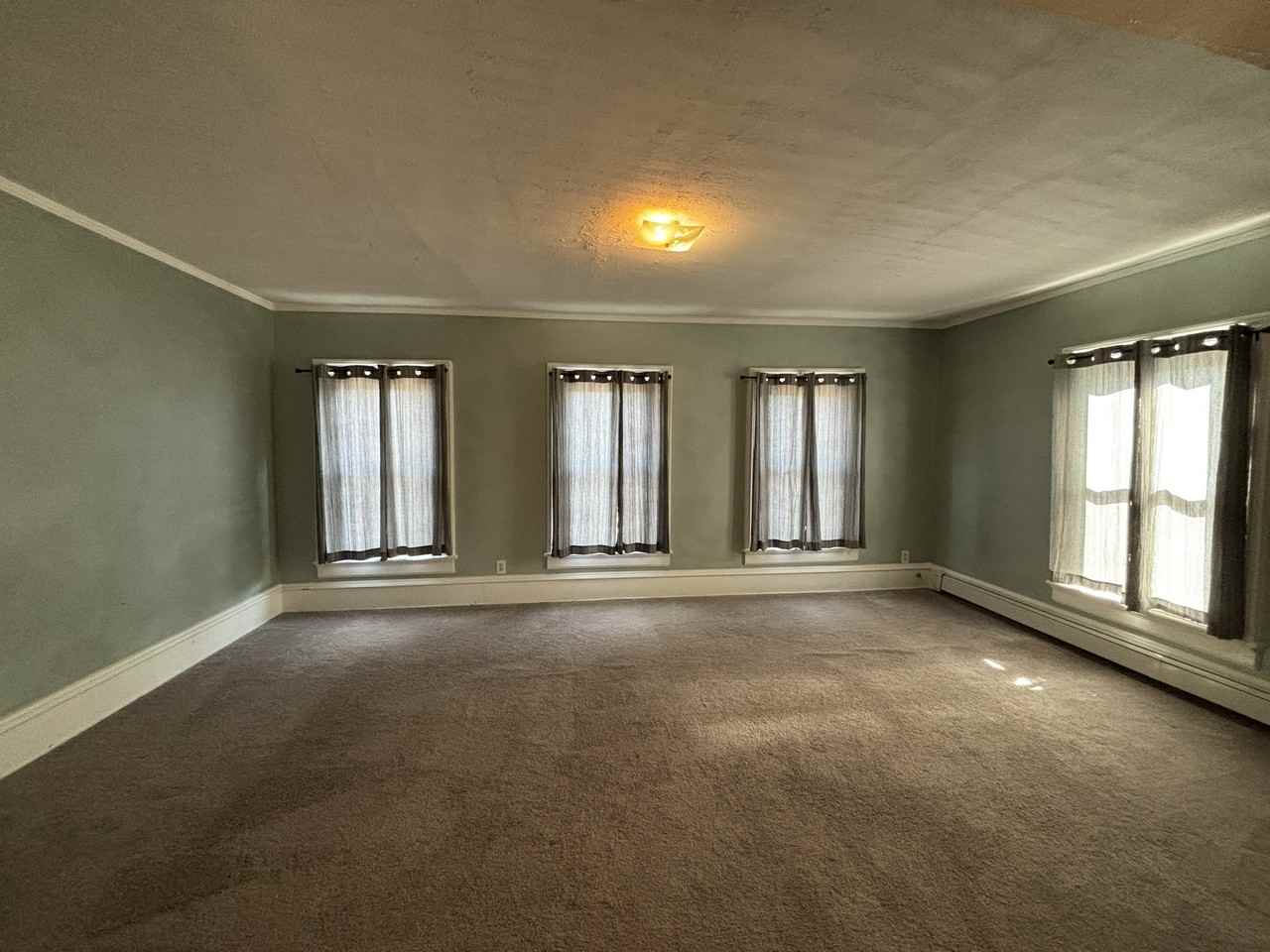 606 S 9th St #1-1 - Photo 3 of 19