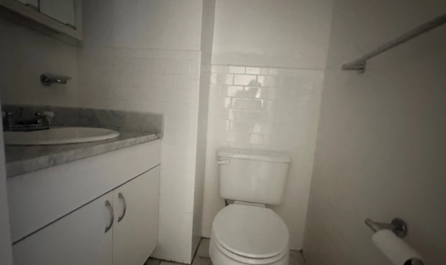 133 E 38th St #09A - Photo 7 of 7