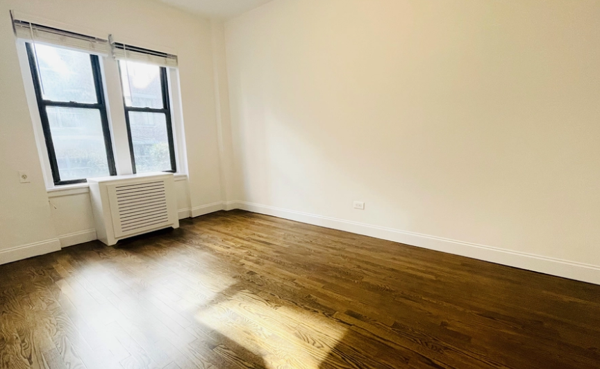 75 West 12th Street #2A - Photo 3 of 4