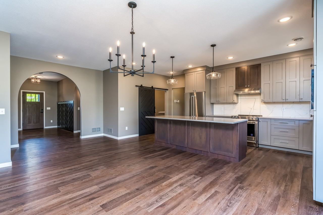 317 Pinehurst Dr #NA - Photo 4 of 10