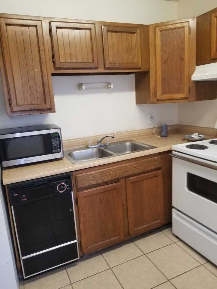 1642 Post Road #2 - Photo 4 of 10