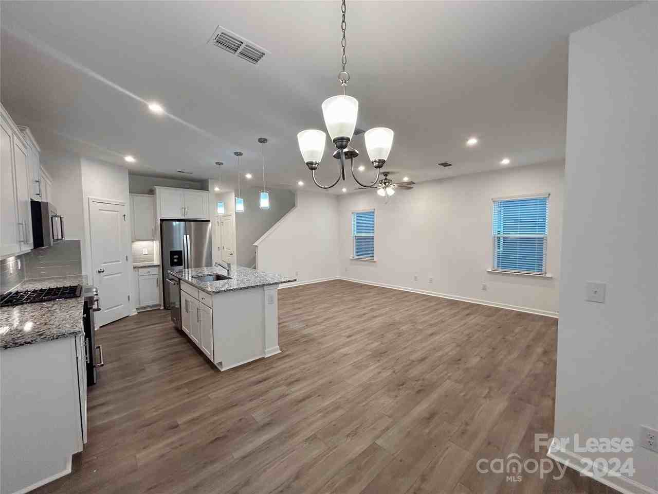 15608 Parkside Crossing Dr, Charlotte, NC 28278 3 bedroom House