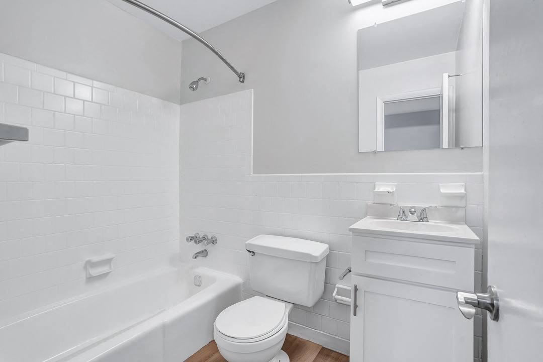 Linden at Forest Hill - Photo 4 of 24