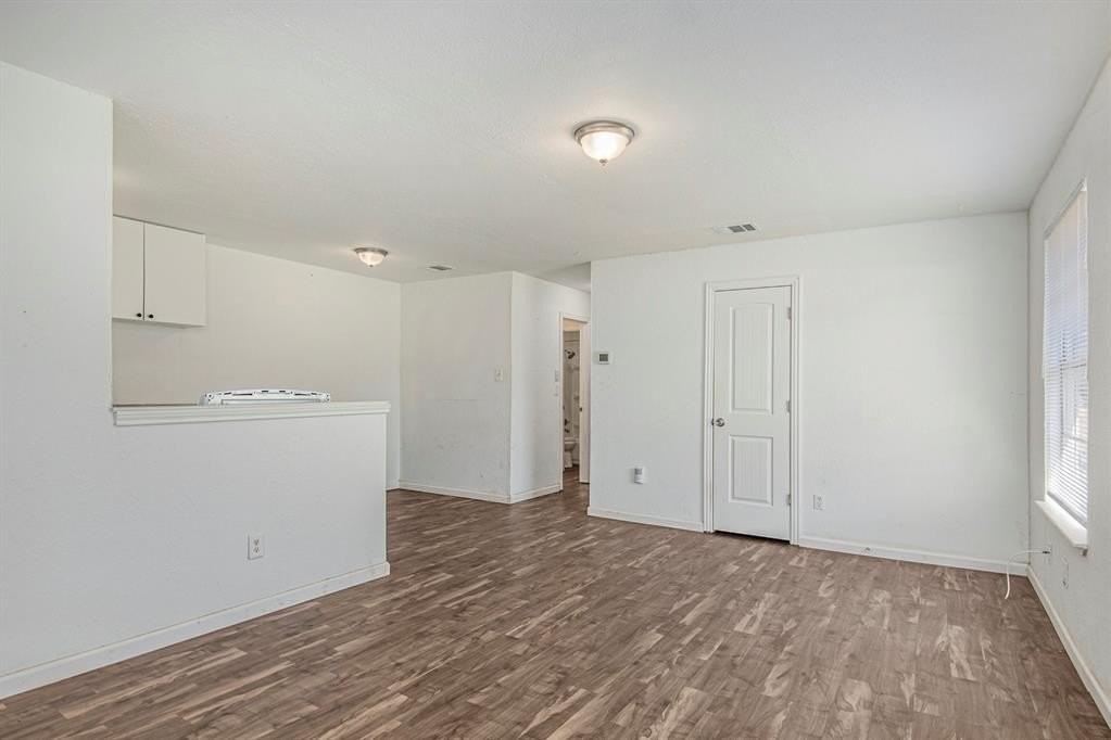 6000 Calloway Ct - Photo 7 of 24