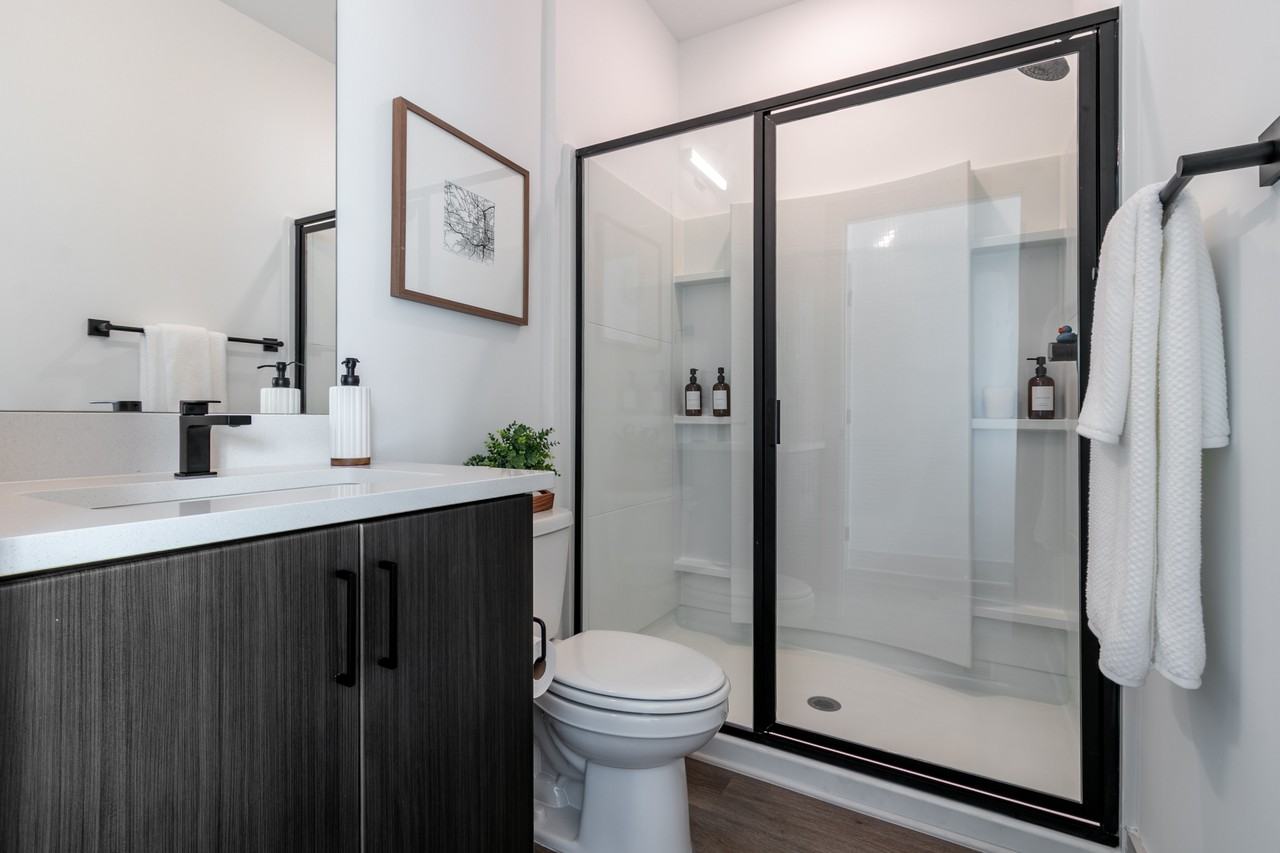 EastWood Townhomes - Photo 5 of 78