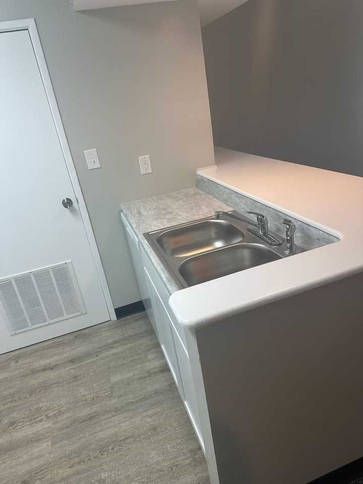 District on Dill - Photo 4 of 24
