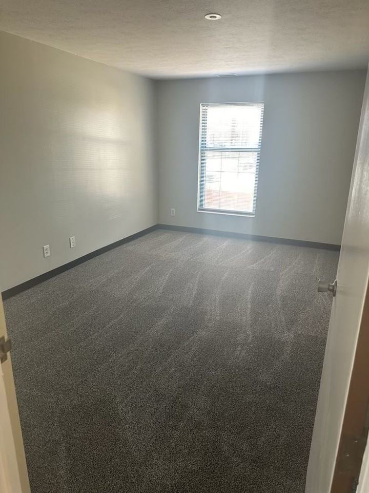 District on Dill - Photo 6 of 24
